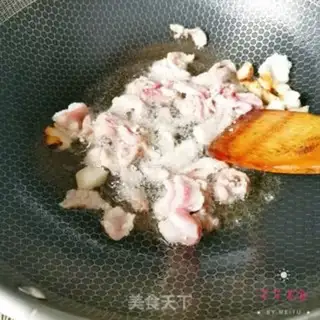 Make Seafood mushroom fried meat step 3