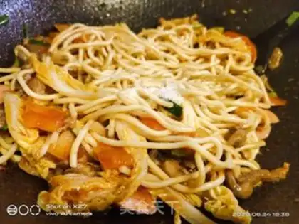Make Ham sausage noodles step 7