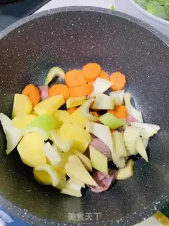 Make The borscht step 1