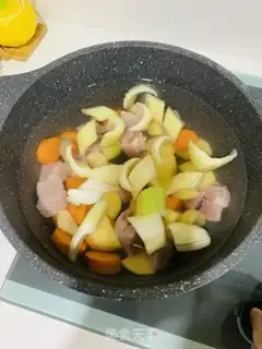 Make The borscht step 2