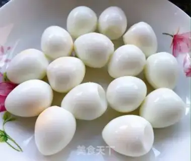 Make The fragrance holds the eggs step 4
