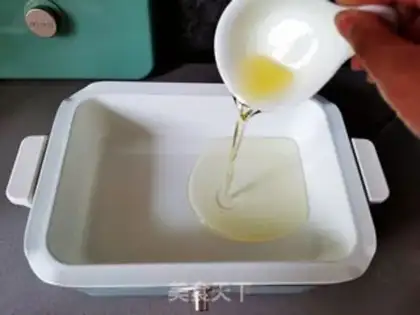 Make Caramel popcorn step 1
