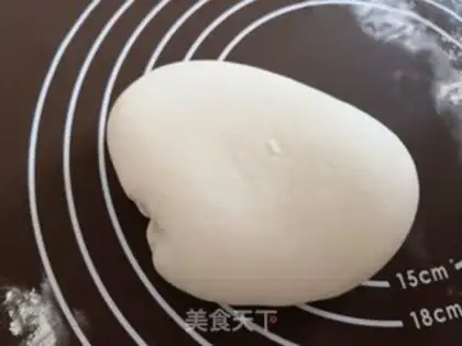 Make Snail buns step 3