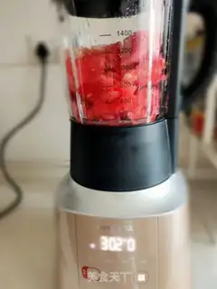 Make Natural watermelon juice step 3