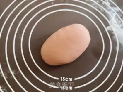 Make Snail buns step 4