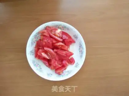 Make Tomato pickles. Noodles step 1