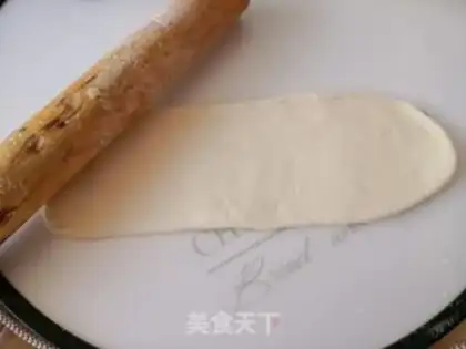 Make Snail buns step 6