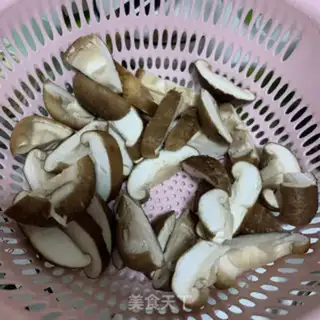 Make Chicken-legged mushrooms step 1