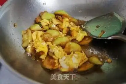 Make Scrambled eggs step 6