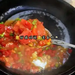 Make Tomato and vegetable noodles step 4