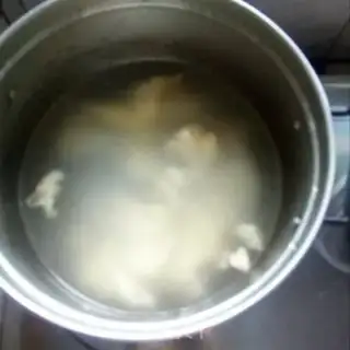 Make Smelt egg soup step 2