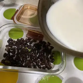 Make Milk bean cake step 6
