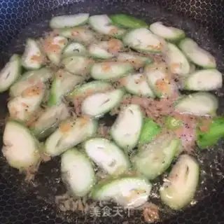 Make Smelt shrimp and egg soup step 2