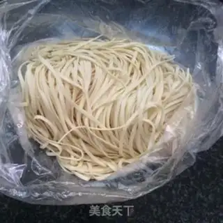 Make Beef sauce noodles step 0