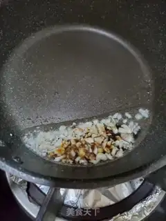 Make Garlic and emptiness step 5