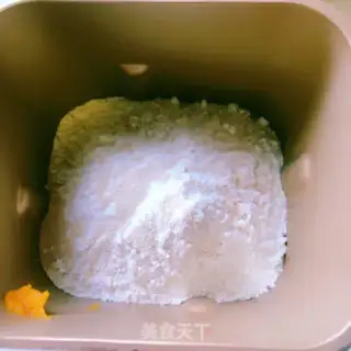 Make Rose buns step 1