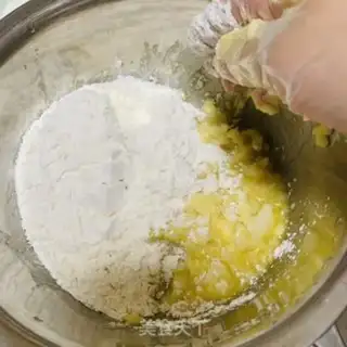 Make A mountain cake step 5