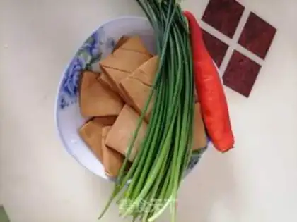 Make The cranberry fragrance step 0
