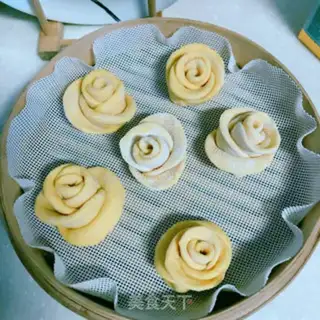 Make Rose buns step 10