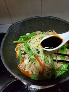 Make Bean-breaded chicken noodle step 7