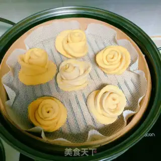 Make Rose buns step 11