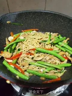 Make Bean-breaded chicken noodle step 8
