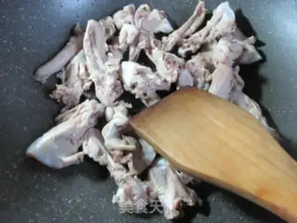 Make Curry potato duck collarbone step 1