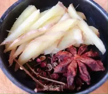 Make Beef stew with radish step 4
