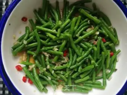 Make Garlic peas step 8