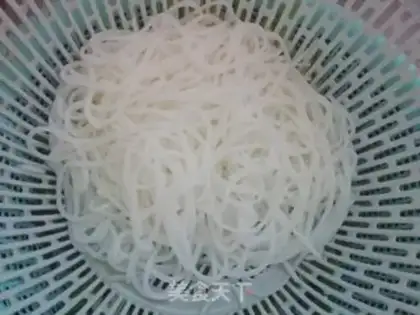 Make Cowball duck blood soup step 3