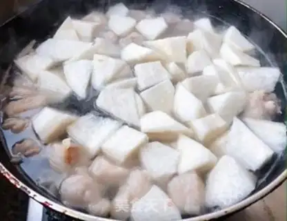 Make Beef stew with radish step 7