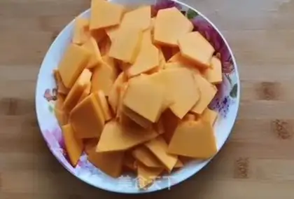 Make Pumpkin buns step 0