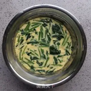 Make Garlic spinach eggs step 7