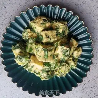 Make Garlic spinach eggs step 8