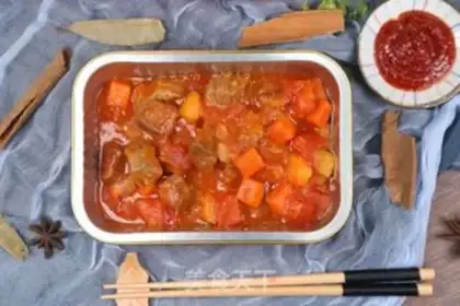 Make Tomato potato stew step 1
