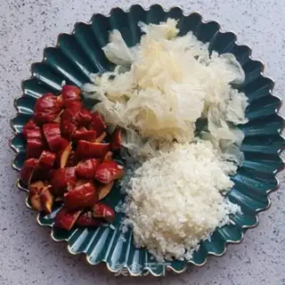 Make Silver-eared rice porridge step 1