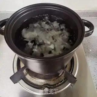 Make Silver-eared rice porridge step 2
