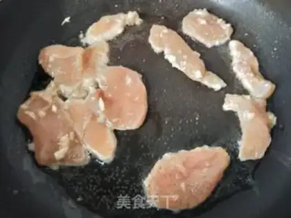 Make Garlic honey fried chicken breasts step 4