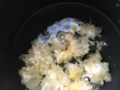 Make Silver ear papaya soup step 2