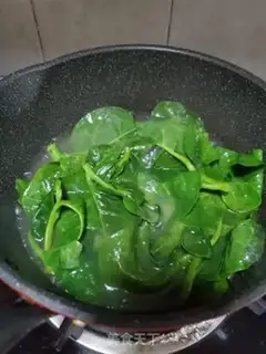 Make Chicken spinach step 3