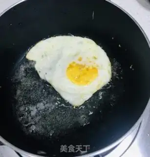 Make Cheese and eggs step 2