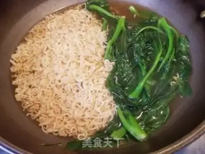 Make Pork noodles step 9