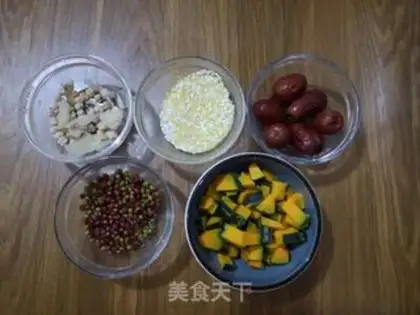 Make Pumpkin porridge step 1