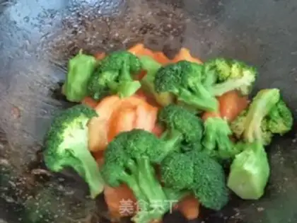 Make Tomato broccoli step 4