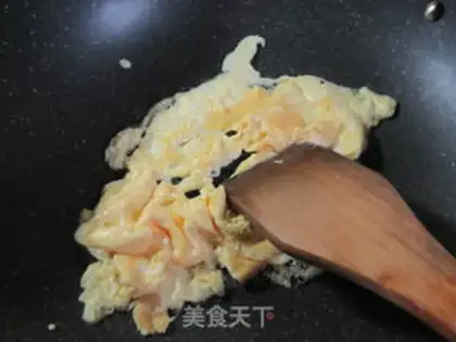 Make ♪ Squeeze the vealed eggs ♪ step 2