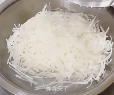 Make An appetizer radish step 0