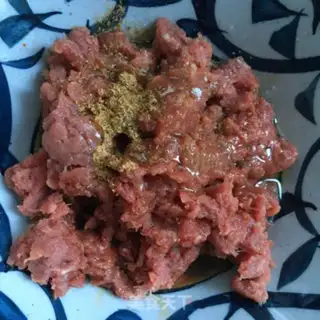 Make Tomato beef noodles step 4