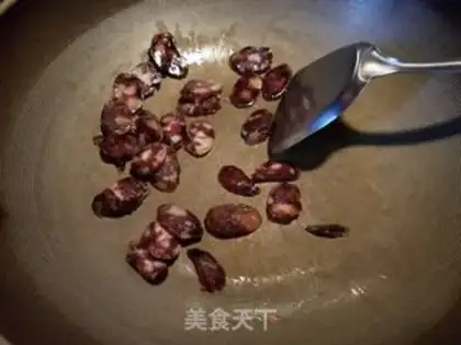 Make Pork bone soup cake step 4