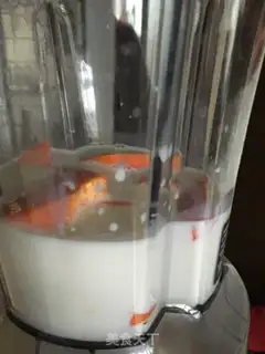 Make A papaya shake step 5