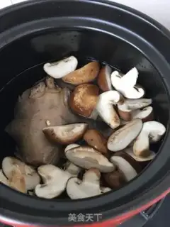 Make A mushroom stew pigeon step 8